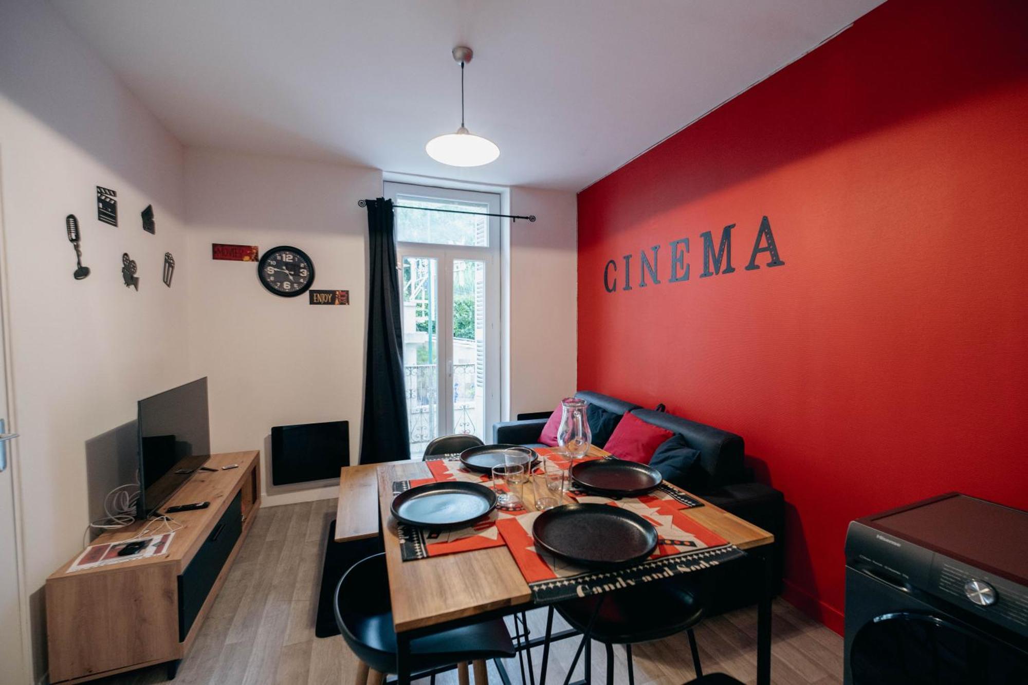 Le Sejour Cine-Proche Du Centre-Wifi-Parking Διαμέρισμα Λούρδη Δωμάτιο φωτογραφία